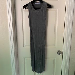 Article TWIST BACK RIBBED KNIT MIDI DRESS